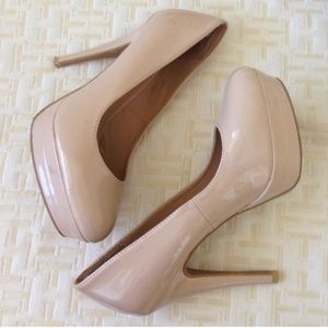 LC Lauren Conrad platform nude heels